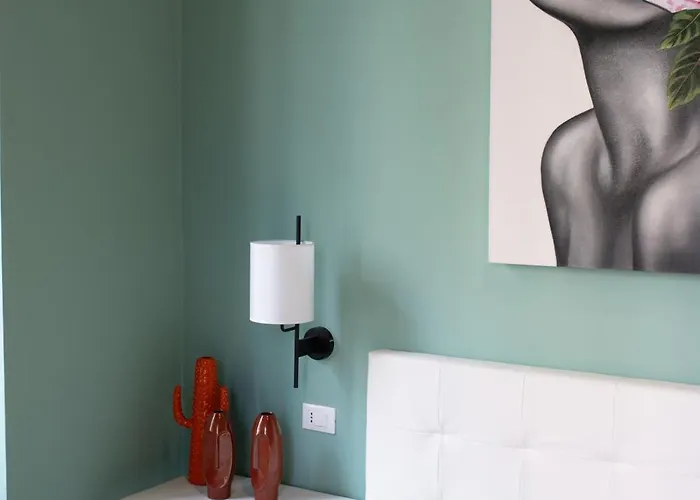 Boutique Colors